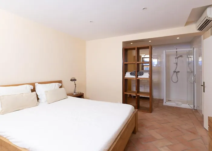 Aux Saquedes - Vue Panoramique *